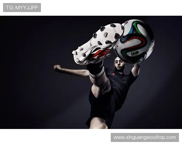 冠军足球明星破解之路揭秘如何从草根到巅峰的传奇故事 冠军足球明星破解之路揭秘如何从草根到巅峰的传奇故事