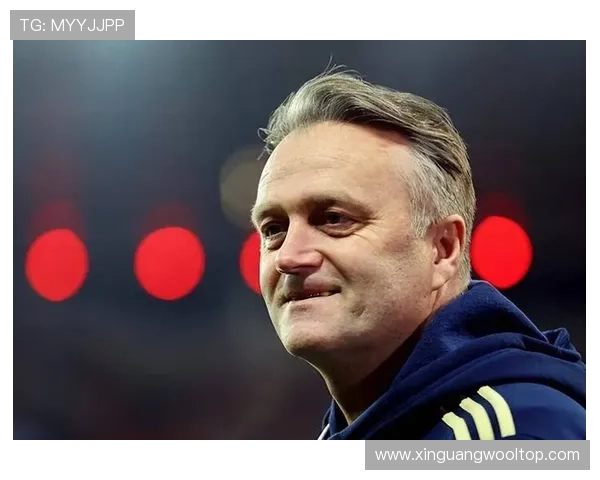 足球明星的成长之路与辉煌人生经历全景回顾 足球明星的成长之路与辉煌人生经历全景回顾